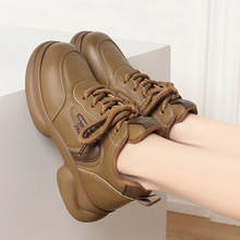 一件代发女士休闲鞋软底轻便女鞋百搭运动厚底新款妈妈秋冬加绒鞋