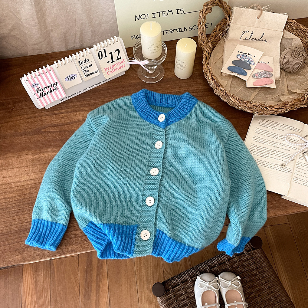 Mädchen Strickjacke – Stilvoller Cardigan Mit Kontrastfarben_voghion.com