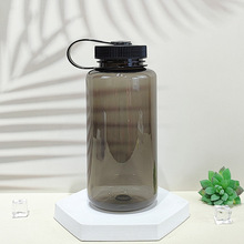 批发超大容量透明带图片塑料太空杯大人小孩户外运动便携式杯子