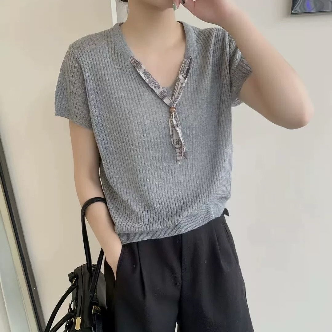 Áo thun nữ cổ V tay ngắn phối khăn lụa ren, chất liệu băng lụa mỏng mát mùa hè — màu đen, màu sắc, màu xám chi tiết 6