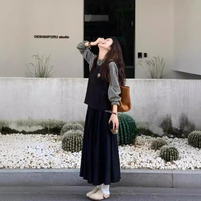 Spring Japanese Style Wearing Vest Skirt Academic Style suit Women's 2025 New Small Three-piece Set Spring Japanese Style Wearing Vest Skirt Academic Style suit Women's 2025 New Small Three-piece Set