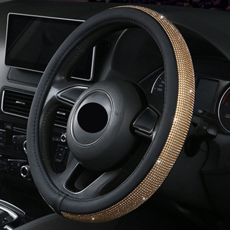 Al por mayor nueva cubierta del volante del coche transfronterizo verano lindo de las mujeres cubierta de la manija de diamante incrustado cuatro estaciones completo diamante blanco cubierta de la manija