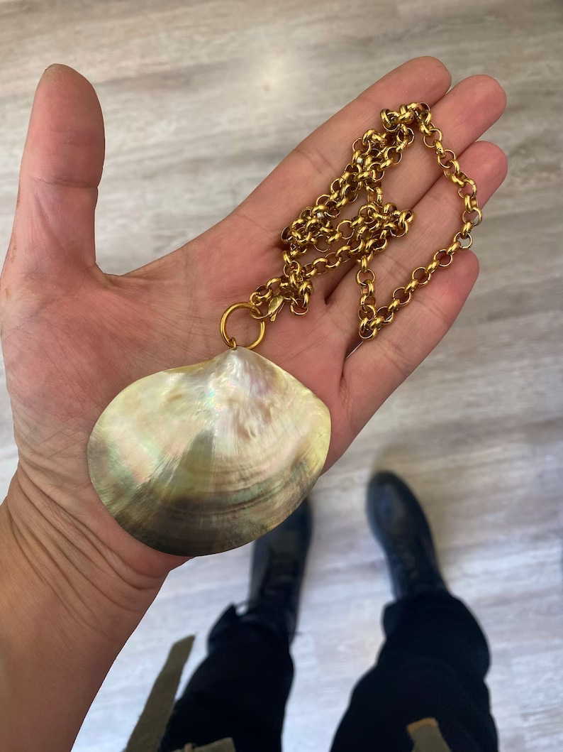 Wholesale Jewelry Casual Simple Style Sun Shell Titanium Steel Beaded Pendant Necklace display picture 6