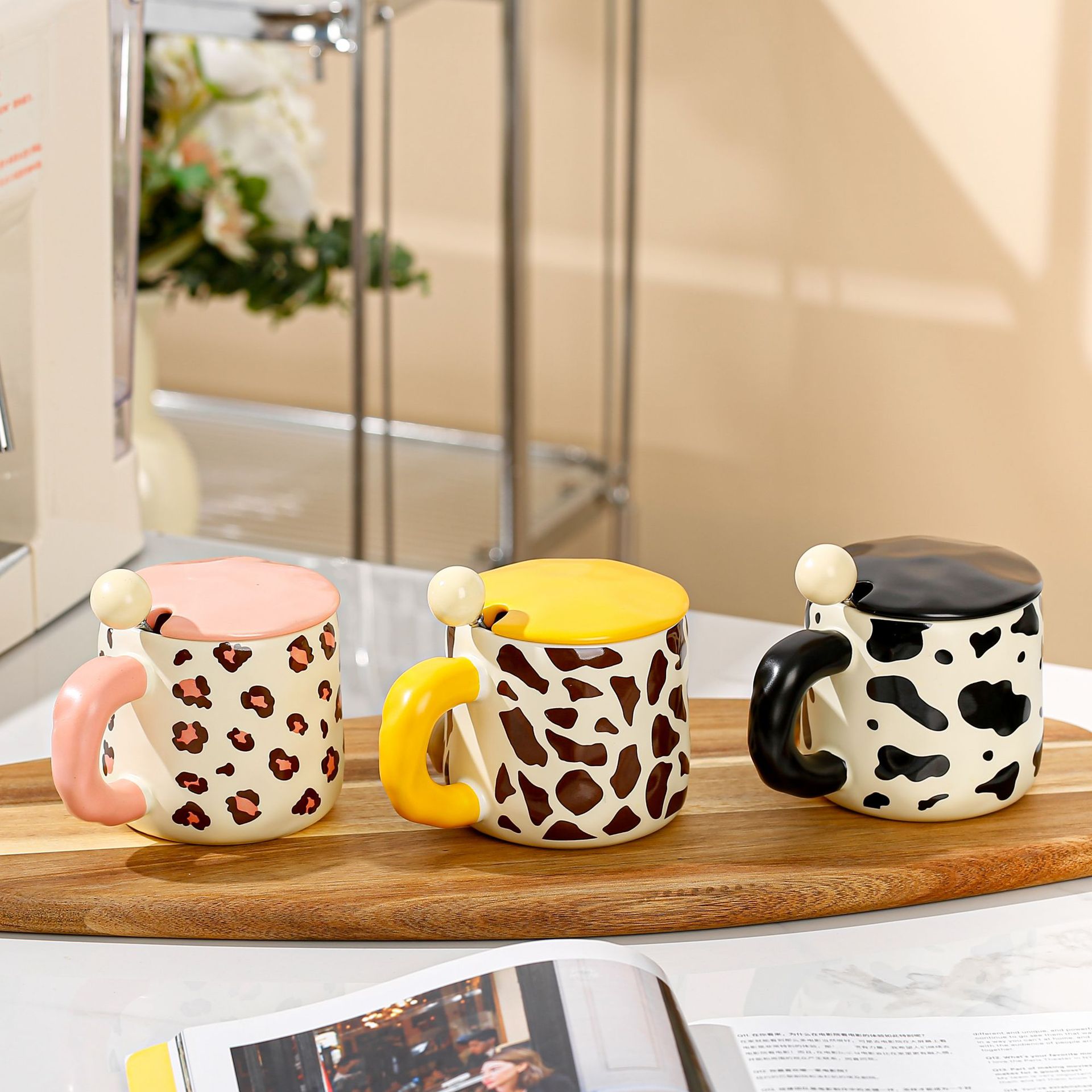 Personalidad creativa abuela DIY taza de alta apariencia con tapa cuchara Oficina Taza de cerámica regalo taza de café