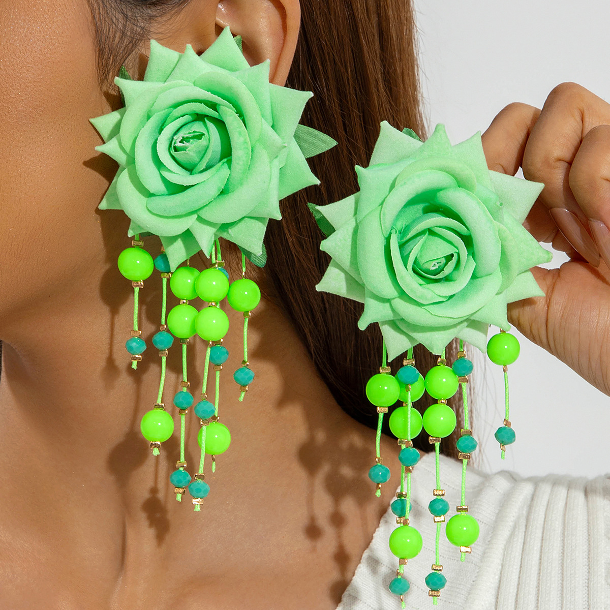 27531-ear-green-EP