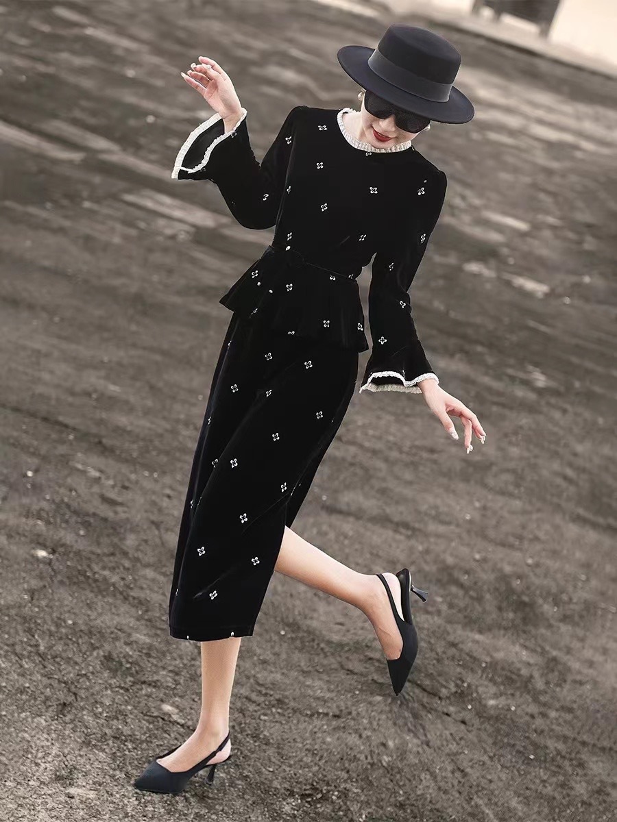 39EE3B5F-2553-41BE-B351-4A4618