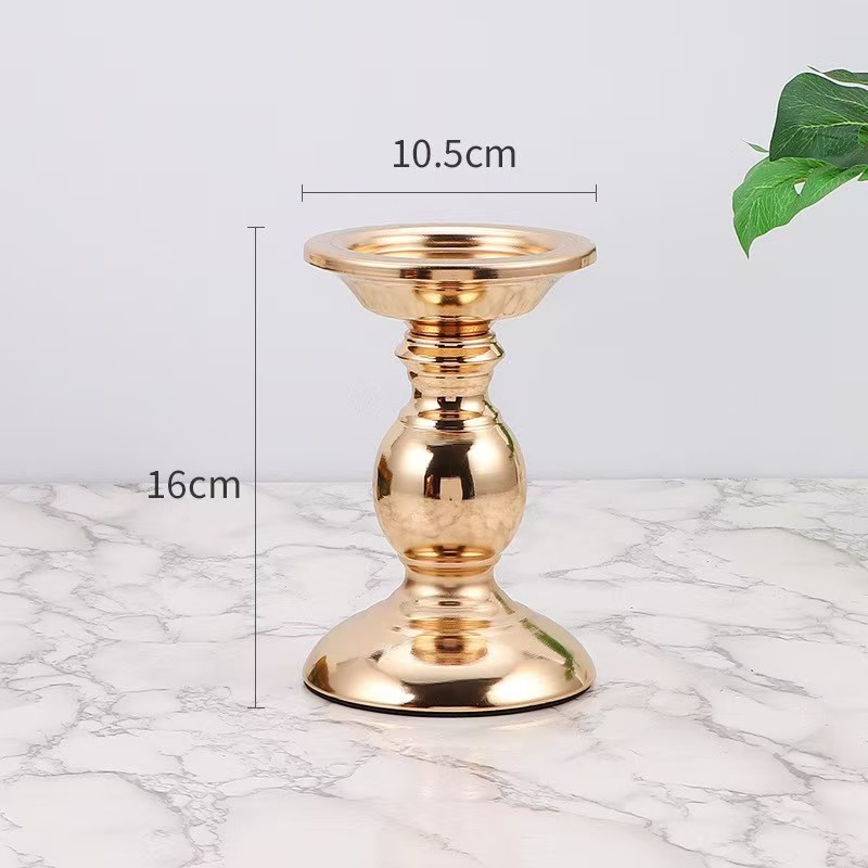 Candelaria de hierro forjado columna romana decoración candelabro mesa de comedor atmósfera retro sensación de asiento decoración romántica vela vela vela