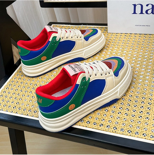 Zapatillas deportivas para estudiantes de comercio exterior, estilo coreano, a la moda, nuevas zapatillas casuales de otoño, transpirables, ligeras, con plataforma de suela gruesa, zapatos de mujer al por mayor