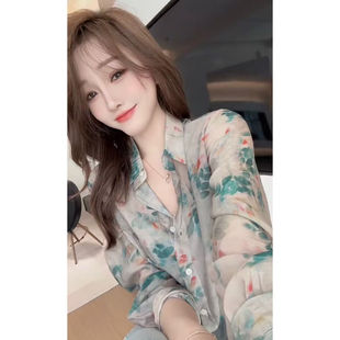 �����黨�r��Ů�b�����r���ٽz���pӯ͸������·��ļ��L��ѩ��