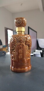 Jingdezhen Ceramic Creative Wine Bottle One Jin Guotai Shuanglong Wine Bottle Can Be Made in Various Ceramic Wine Bottle
