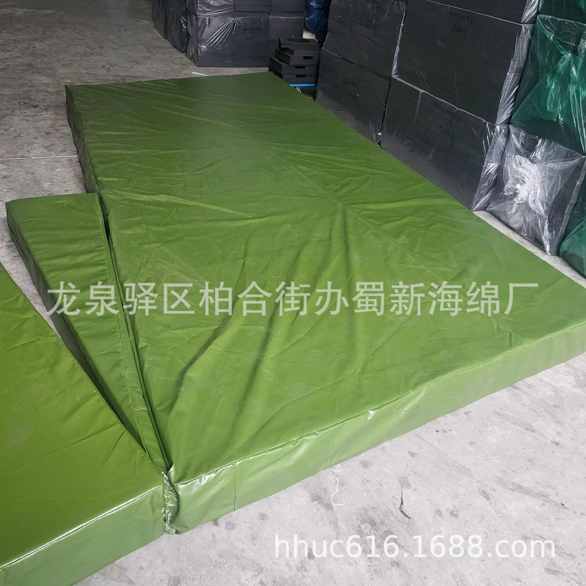 供应游乐项目防摔海绵垫/高密度聚氨酯内胆海绵垫/运动防护海绵垫