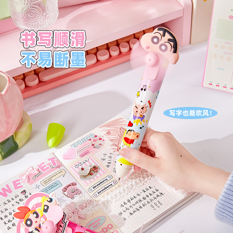 Crayon Shin-chan Big Mac Extra de ventilador de gran tamaño Verano lindo y creativo escritorio portátil portátil pequeño ventilador de mano