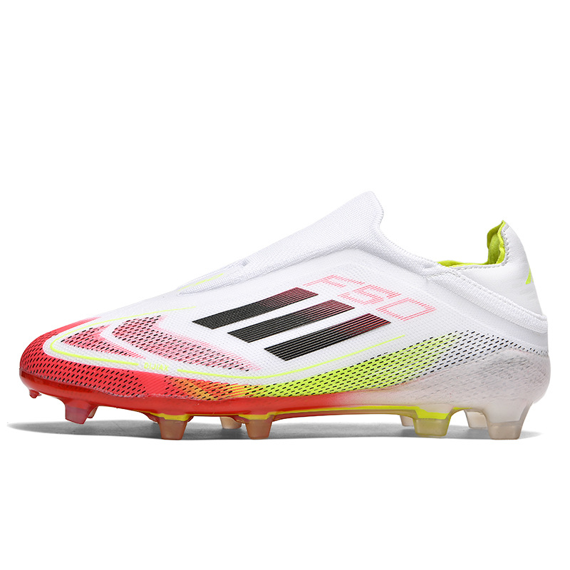 2025 nuevos zapatos de fútbol para hombres y mujeres de clavos largos zapatos de entrenamiento antideslizantes juveniles fábrica de botas de fútbol