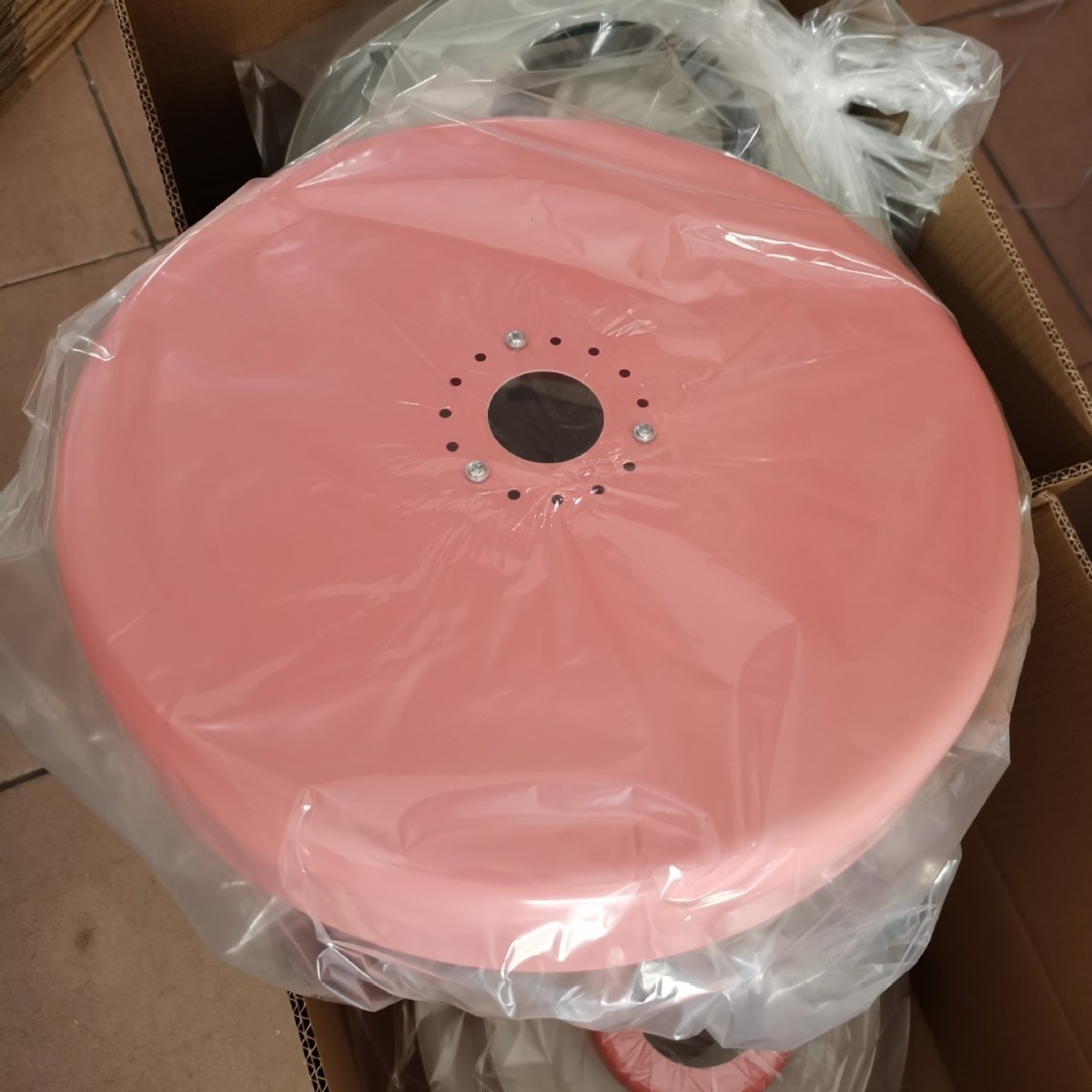 핑크색 3단 케이크 직경 35cm - 흰색 매달린 와이어 1.5m