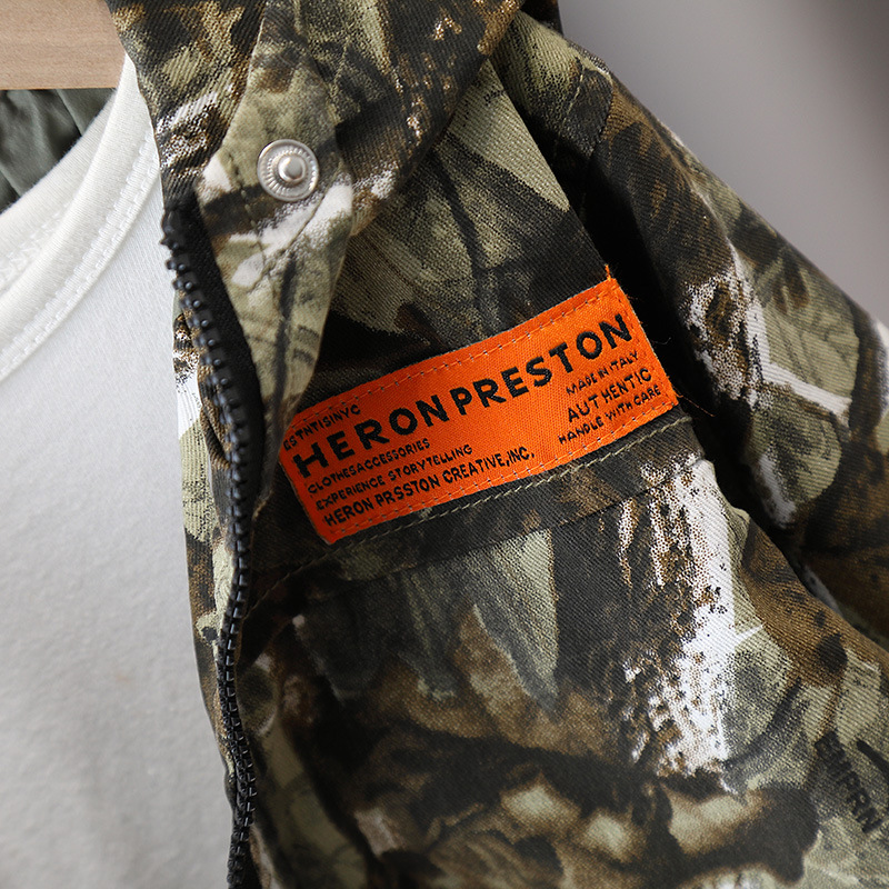 7687 traje de camuflaje para niños modelos de primavera y otoño 2025 nueva ropa con capucha para niños, traje de dos piezas de moda de celebridades de Internet de primavera