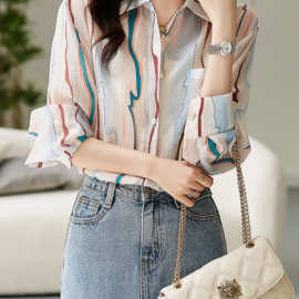 外贸雨花石抽象设计波纹条纹气质别致小众显瘦长袖宽松衬衫上衣女