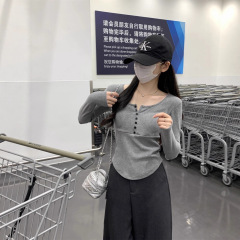 不规则弧形下摆修身打底衫女装秋冬季韩版纯色短款V领长袖T恤上衣