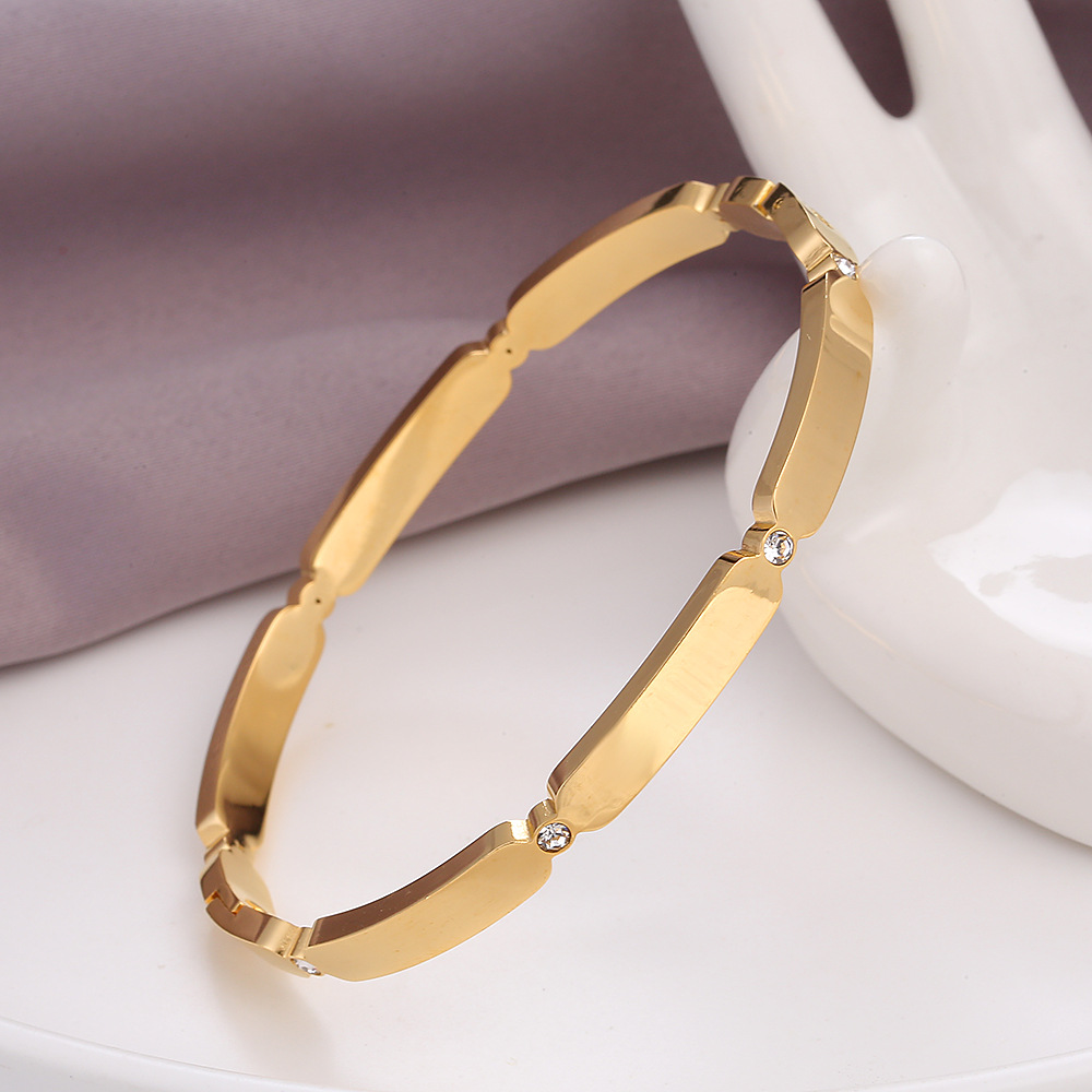 Solid Color Pattern Wholesale Basic Solid Color Stainless Steel 18k Gold Plated Zircon Bangle