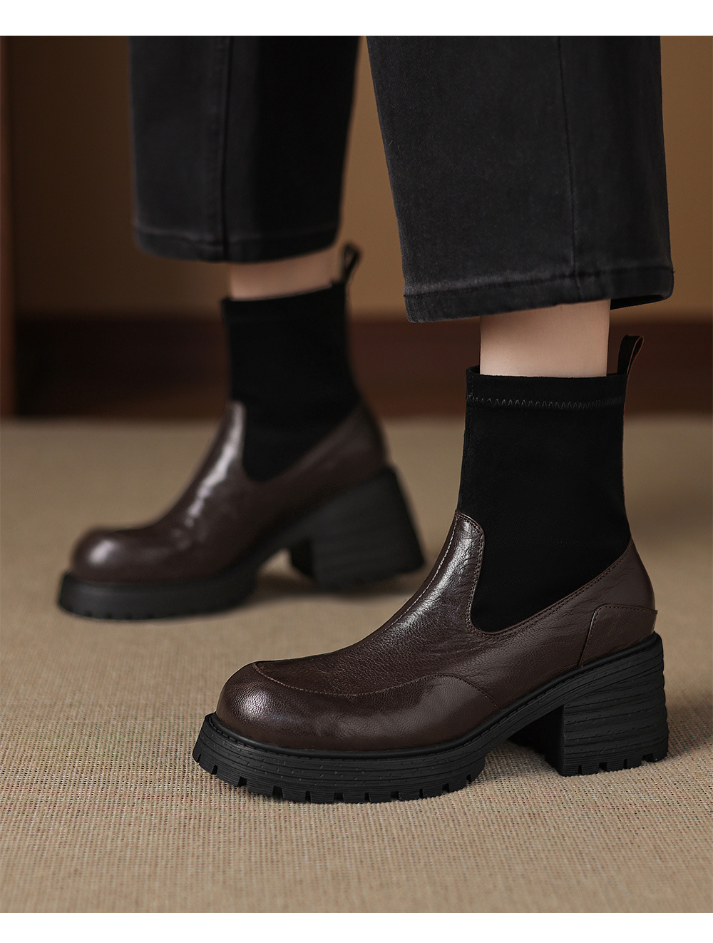 Boot cổ ngắn cao gót đế dày mũi tròn phong cách retro thu đông 2025, phối dệt kim, gót thô ôm chân — nhung đen, Nhung nâu, Lớp lót đơn màu đen, Lớp lót đơn màu nâu chi tiết 13