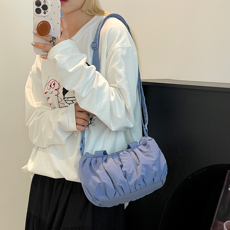 Borsa a tracolla e cloud handbag da donna stile coreano_voghion.com