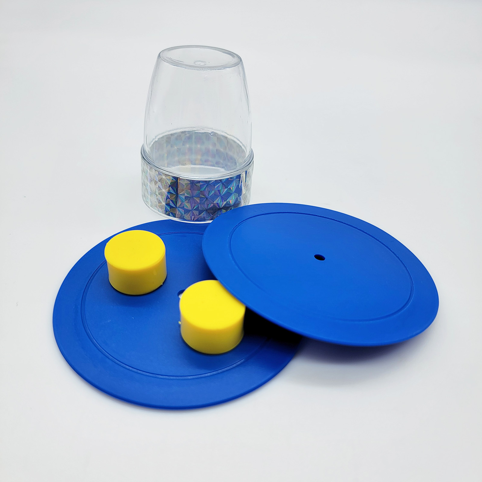 Qi Men Dun Jia chess pieces penetrate objects and travel through…