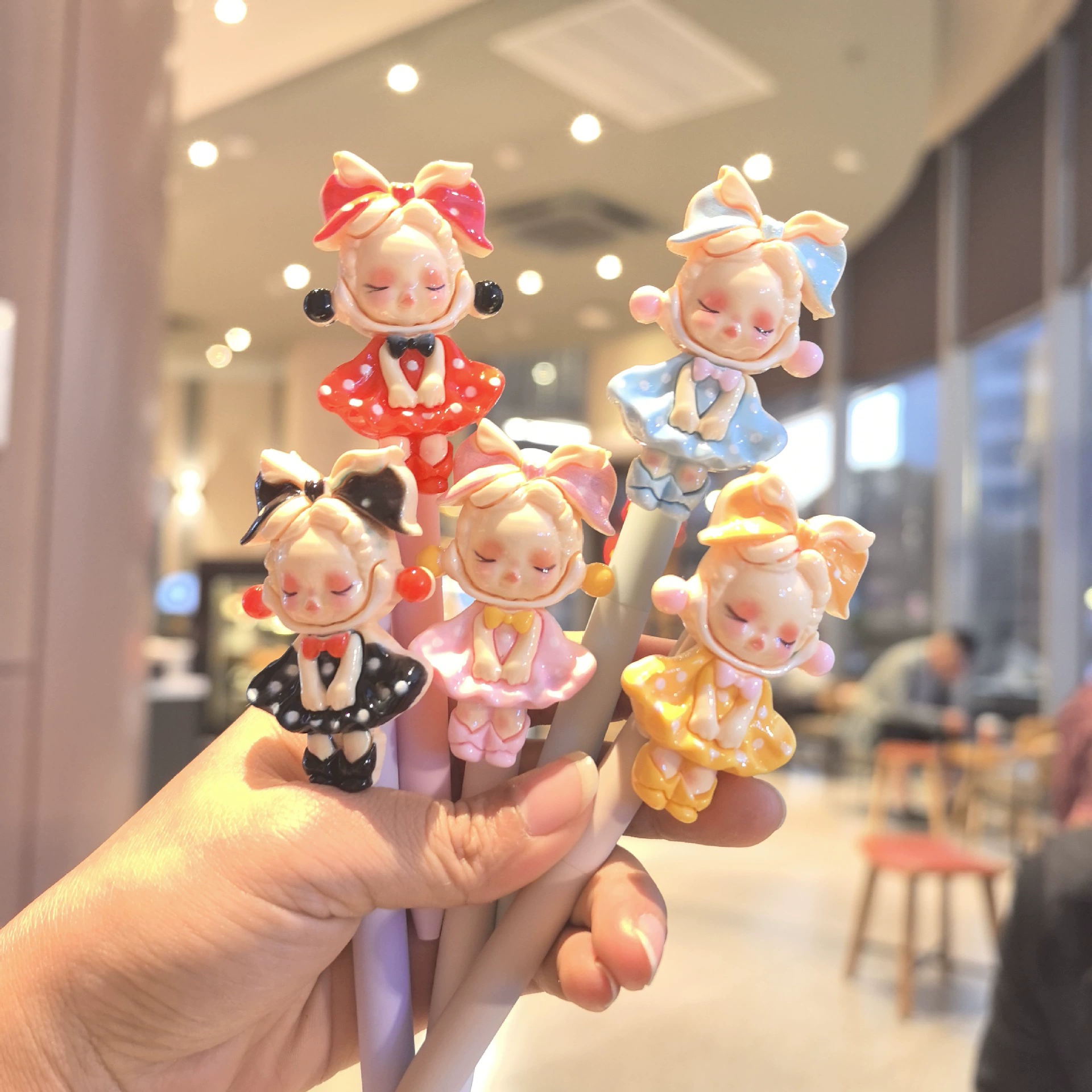 Big cute rollerball pen, high quality crayons, quick dry smooth gift pen
