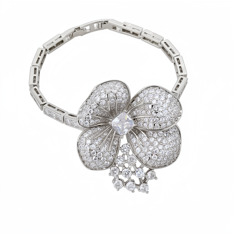 Collar de gota de flores de piedra ligeramente lujoso nicho cerradura palacio estilo sofisticado conjunto de joyería de alto nivel al por mayor