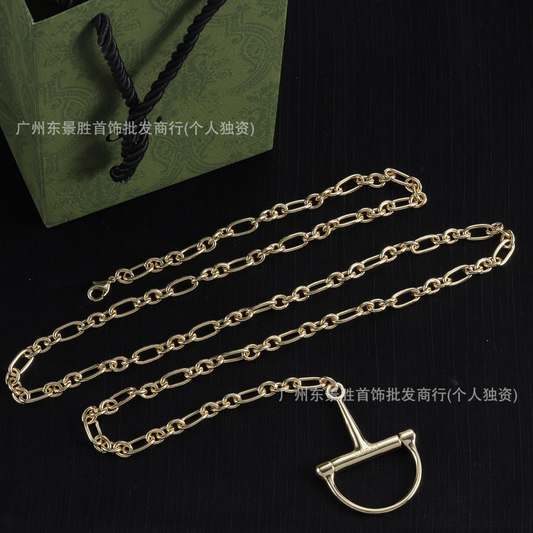 Cross-Border Foreign Trade Light Luxury High-End English Letter Sweater Chain European and American Fashion Versatile Sweater Chain Women's Cross-Border Wholesale