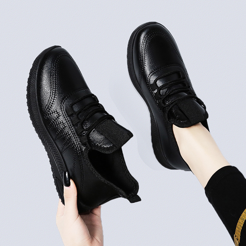 Casual sneaker 2024 Autumn New Women's Shoes Leather Shoes Fashion Trendy Casual Shoes Light Running Shoes for Women