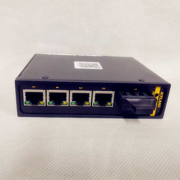 东土KIEN1005A-1S4T-SC40-L2-L2卡轨式工业交换机