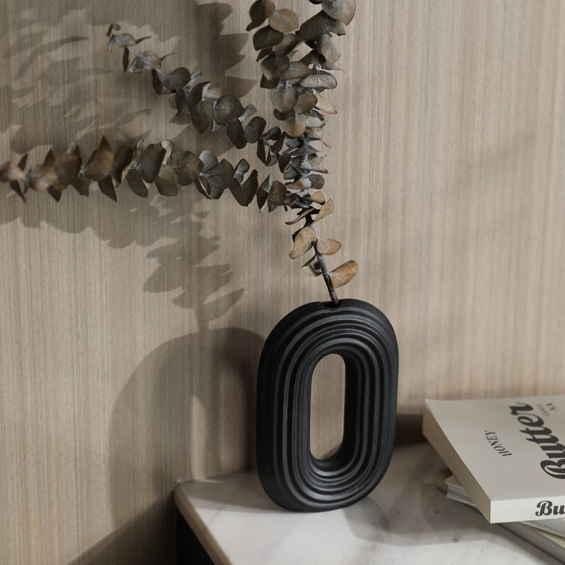 Nórdico moderno simple y tranquilo vaso de cerámica en blanco y negro decoración de flores de decoración de escritorio suave de sala de patrón de hogar