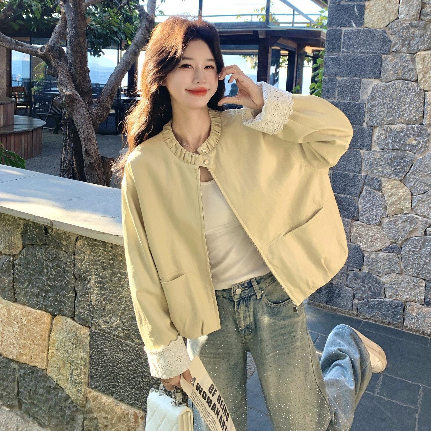 黄色甜美减龄蕾丝拼接圆领夹克上衣女春新款小个子休闲显瘦短外套