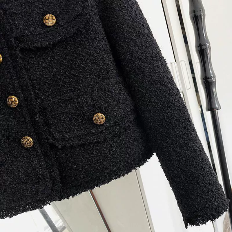 Черная короткая осенняя куртка, тонкая с длинным рукавом, в стиле Chanel, городской стиль
