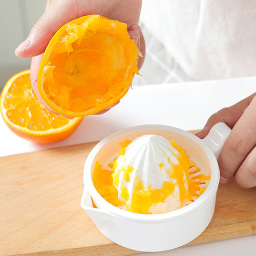 Manual Juicer Wholesale Plastic Multi-functional Portable Kitchen Home Use Mini Watermelon Juice Orange Juice Lemon Juicer