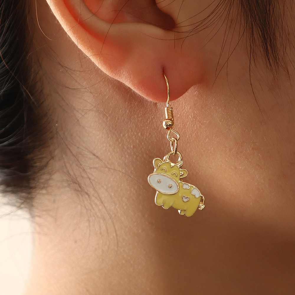 Cartoon Alloy Dripping Oil Soft Cute Little Cow Earring Ear Jewelry display picture 2