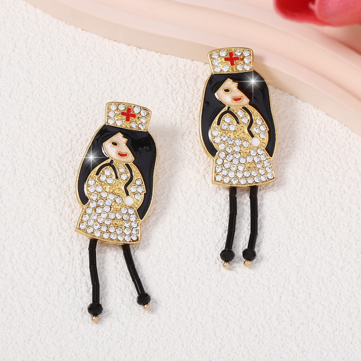 1 Pair Cartoon Style Cartoon Character Zinc Alloy Earrings display picture 5