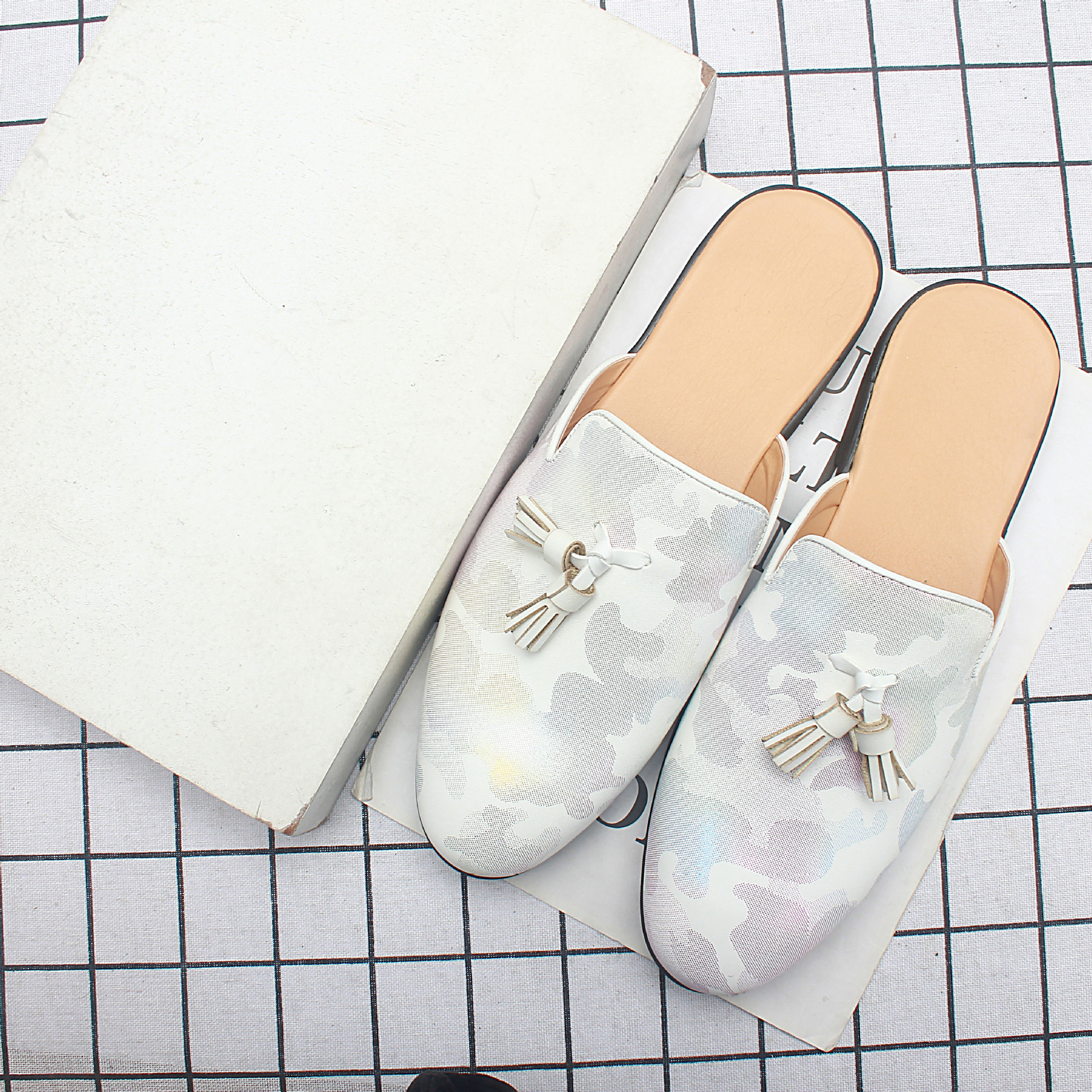 �¿��и��԰���ƤЬ�����⴩��ͷ����Ьʱ����������1383