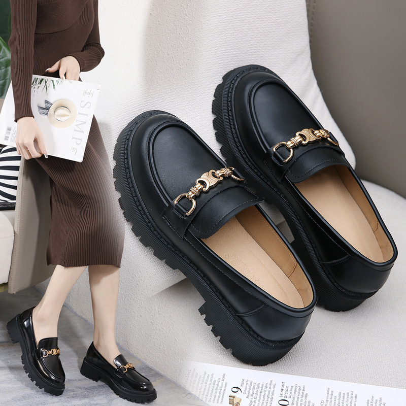 Mocasines Estilo Británico de Plataforma de Cuero de Vaca con Hebilla de Metal para Uso Diario image 7