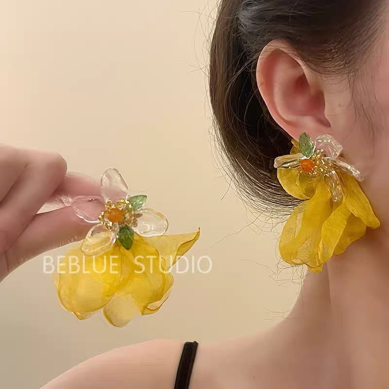 春日来信 森系甜美串珠花朵耳环2025新款耳饰女气质百搭耳钉|undefined