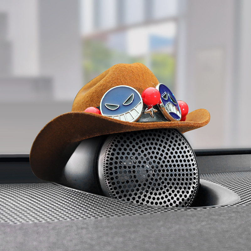 Adecuado para Volvo Baohua Sombrero de vaquero serie de decoración central de audio S60/90/XC60 en el automóvil