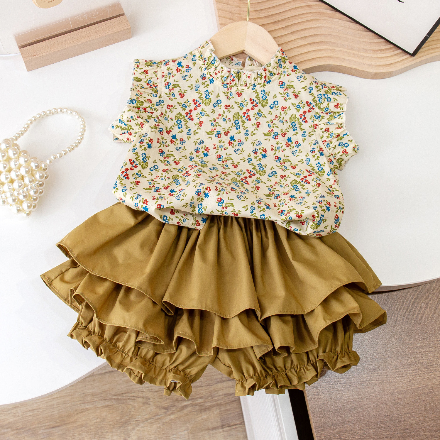 Women's Han Version Streetwear Floral Print Set Summer Tank Top + Buds Shorts Two-Piece Set New Stylish Summer Set