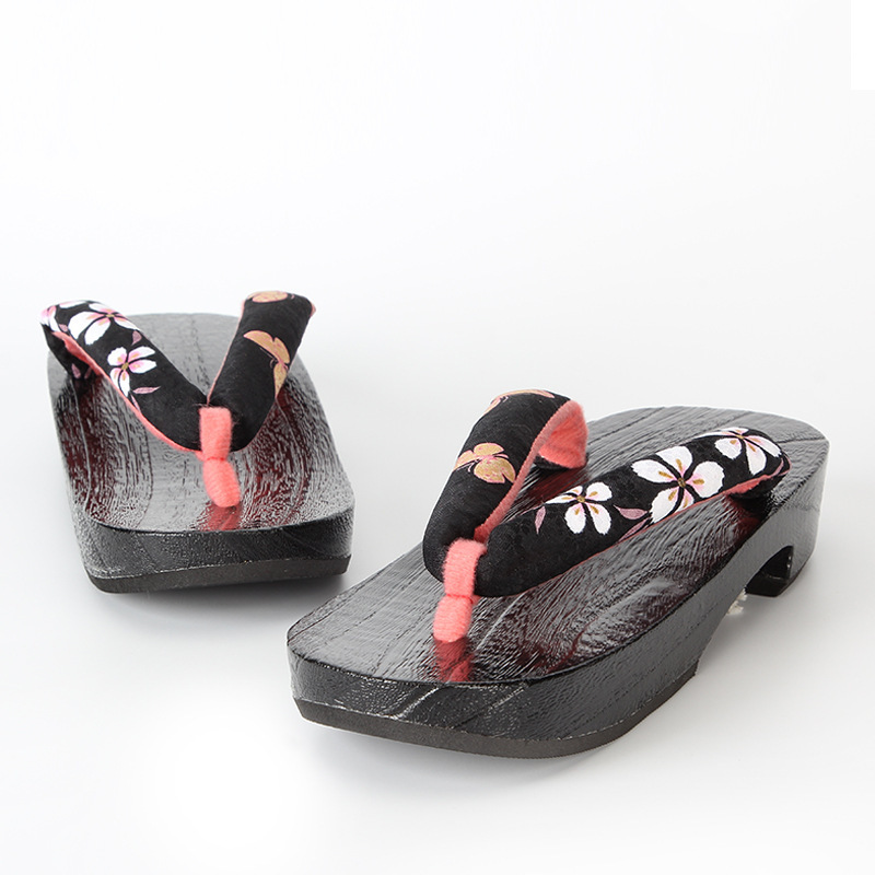 Manufacturer of Women's Wooden Clogs, Flip-Flops, Kimono-Style Clogs, Paulownia Wood Cosplay Anime Prop Shoes