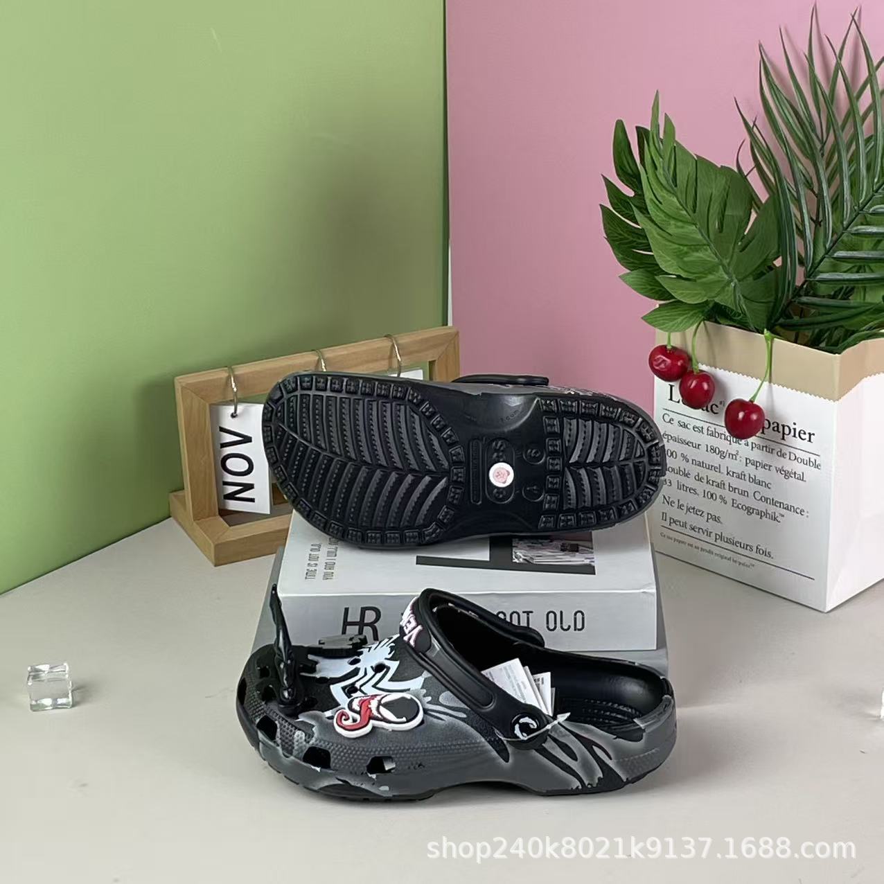 cross veneno para niños adultos agujero zapatos antideslizantes sandalias zapatillas de playa zapatillas al por mayor