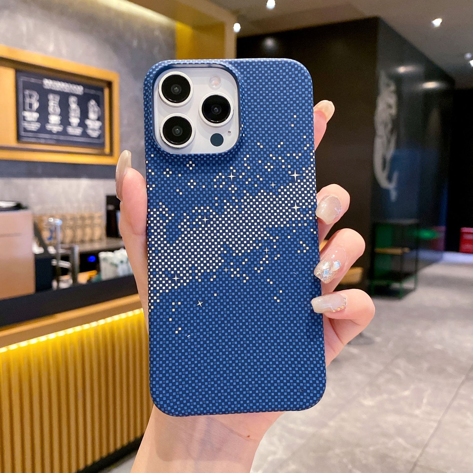 Carbon Fiber Pattern Suitable for Iphone17Promax Mobile Phone Case Half-Pack Water Sticker Magnetic Suction Apple 16 Ultra-Thin Protective Cover