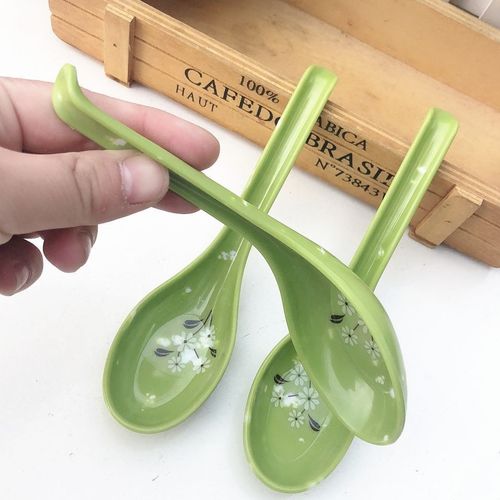 Blue and white melamine soup spoon for household long-handled hot pot restaurant soup spoon imitated ceramic melamine spoon for restaurant use 