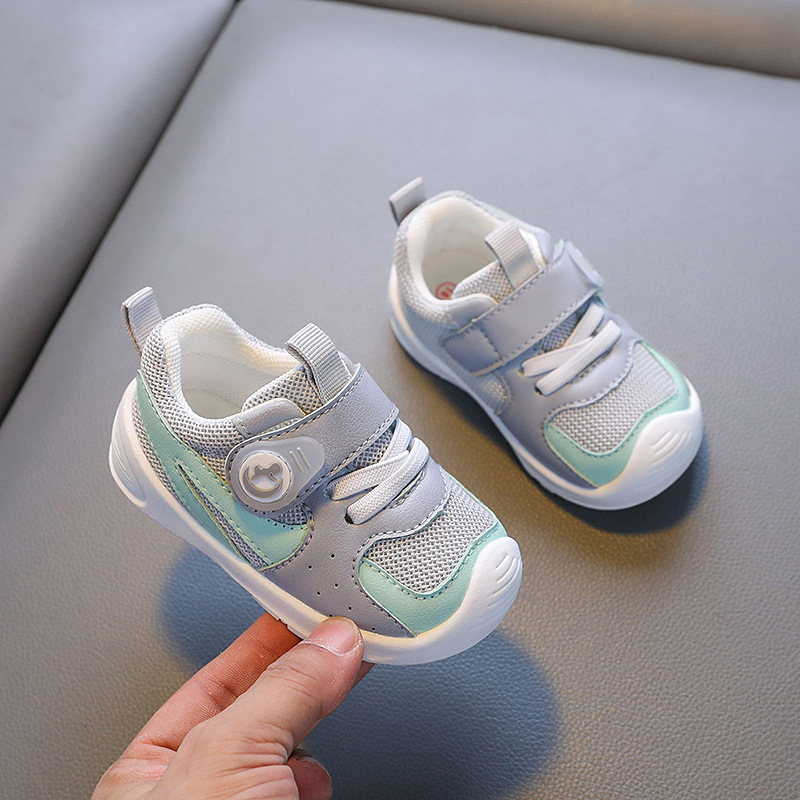 Zapatos para bebés pequeños otoño nuevos zapatos funcionales para bebés femeninos zapatos individuales para niños de suela suave antideslizante modelos de primavera y otoño de 1 a 3 años