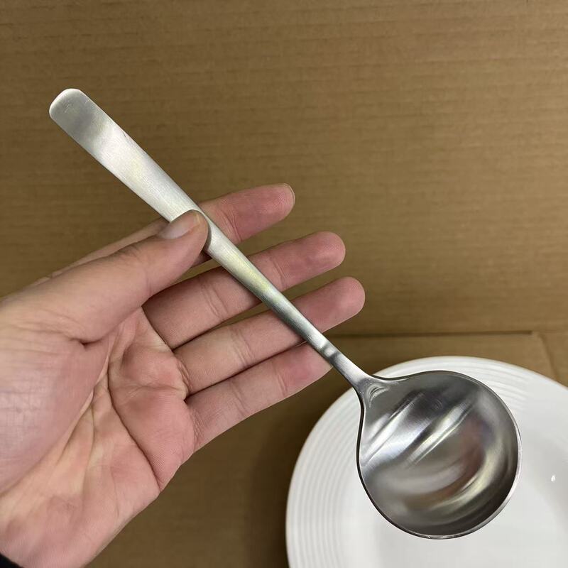 Lingfeng 18/10 Stainless Steel High-Quality Large-Mouth Rice and Noodle Spoon, Soup Spoon, Western-Style Dining Spoon, High-End Long-Handled Round Spoon