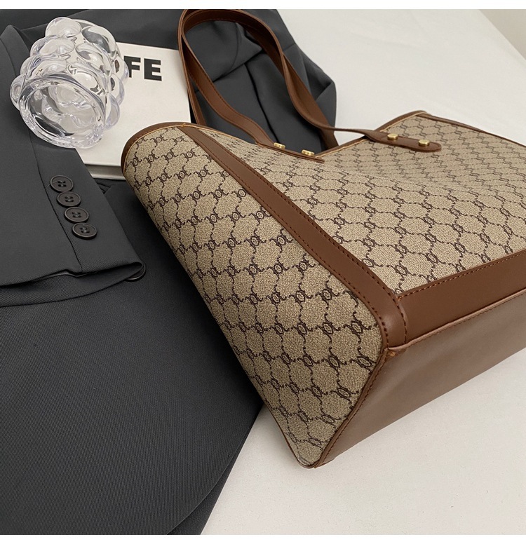 High-end, stylish, versatile, hand-carry bag for women, 2025 new trendy and popular single-shoulder bag with large capacity tote bag undefined
