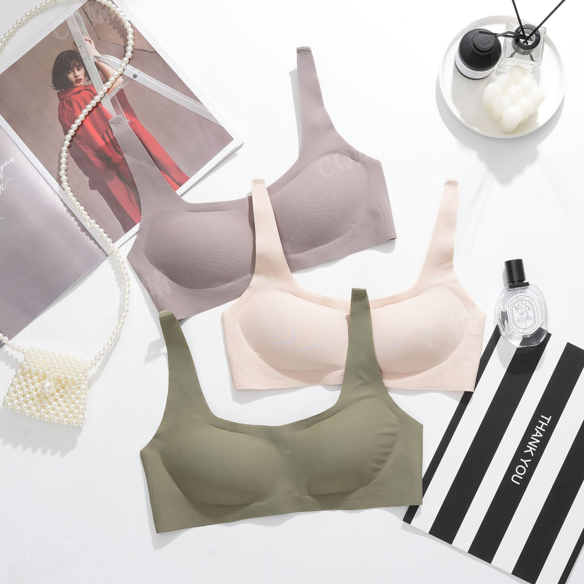 Cross-border Southeast Asia wholesale small square collar METWOS women's seamless wireless small chest push up vest bra thin_voghion.com