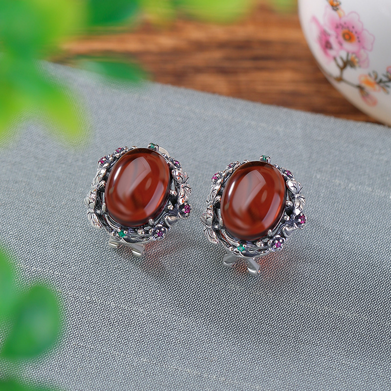 Bông tai bạc S925 hình hoa bướm đính hổ phách phong cách retro — một cặp